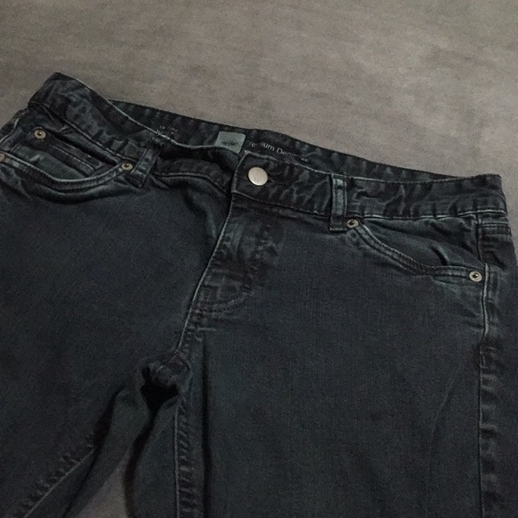 Faded Black Denim Jeans 8R - Picture 3 of 15